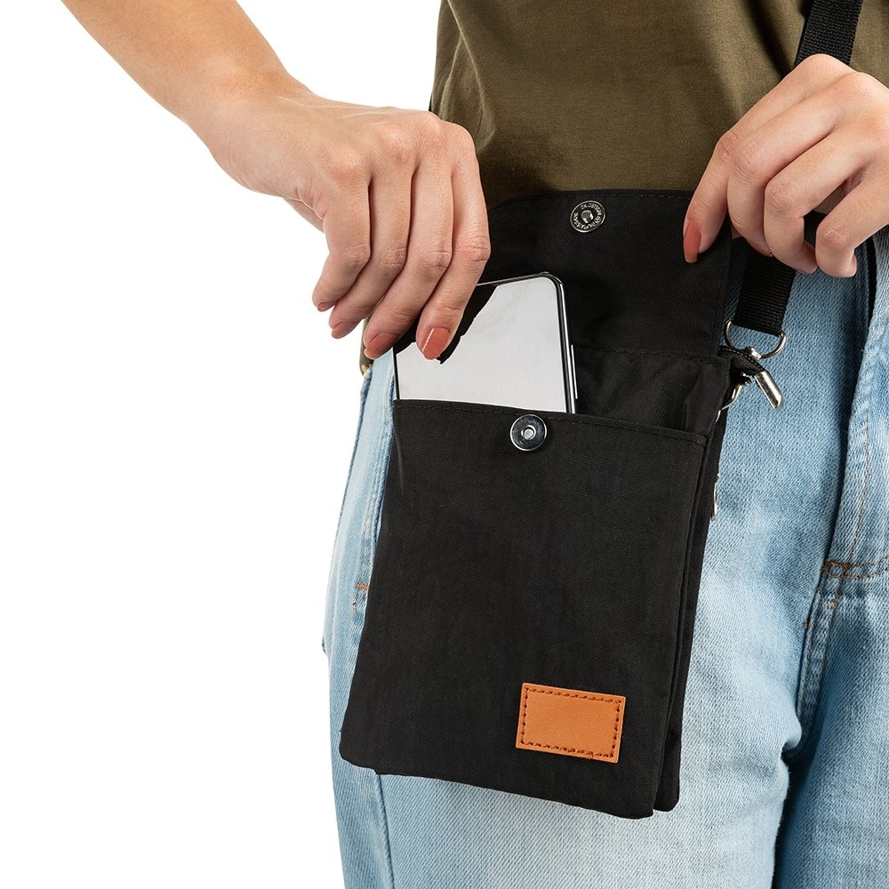 Mini Bolsa Transversal de Nylon 1 litro. - Imagem 7